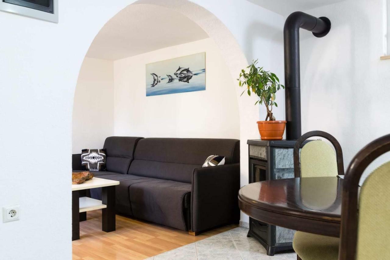 Apartmani Vinko Tribunj-Sovlje Tribalj Exterior foto